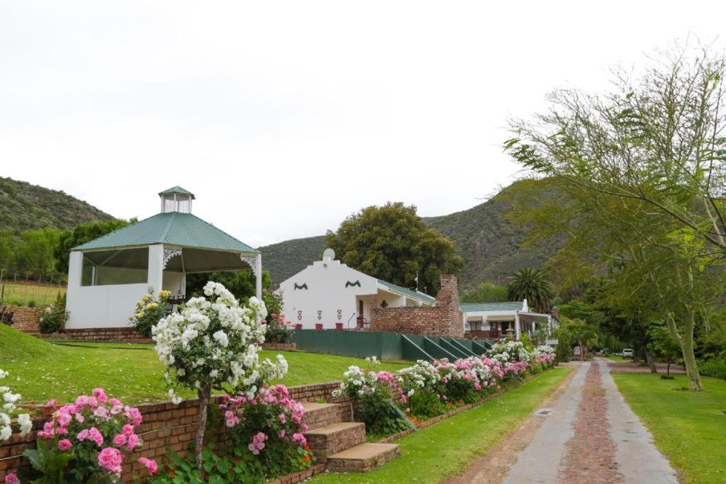 De Oude Meul Country Lodge & Restaurant Oudtshoorn Εξωτερικό φωτογραφία